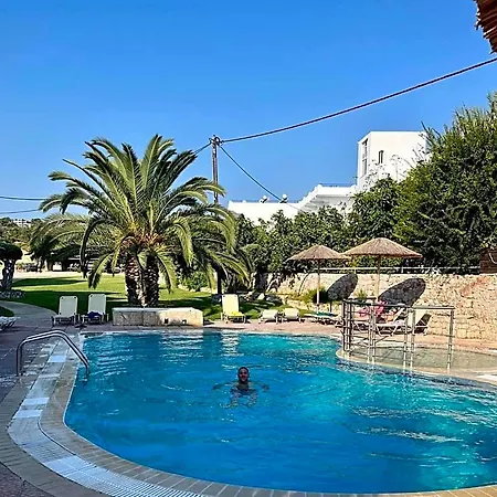 Lilly 3* Φαληράκι